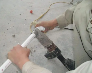 虹口漏水维修电话